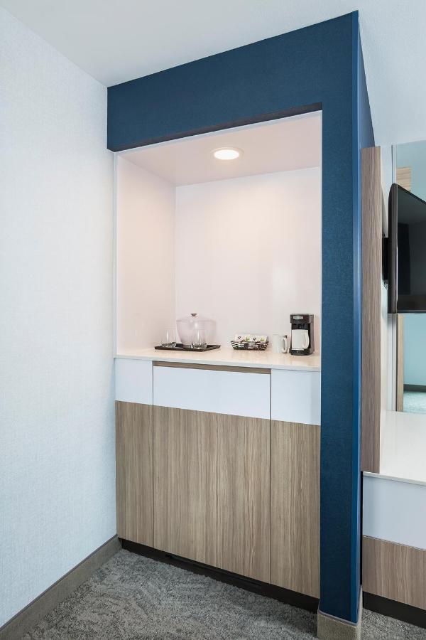 Springhill Suites Madison Buitenkant foto