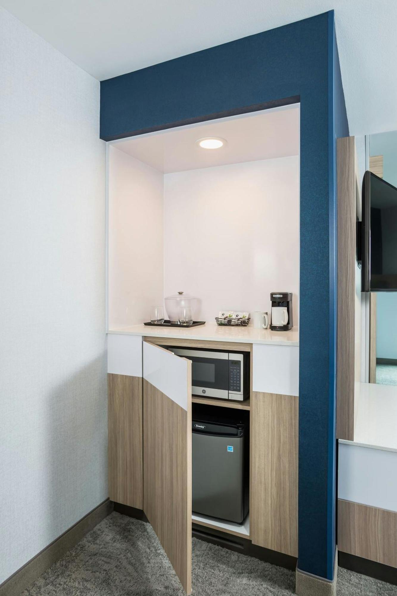 Springhill Suites Madison Buitenkant foto